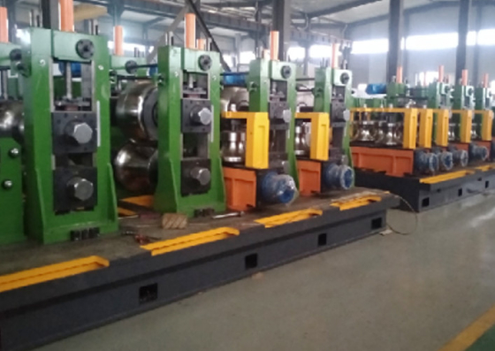 สีเขียว 3-9mm Welded Pipe Mill ความเร็ว 50 M/Min
