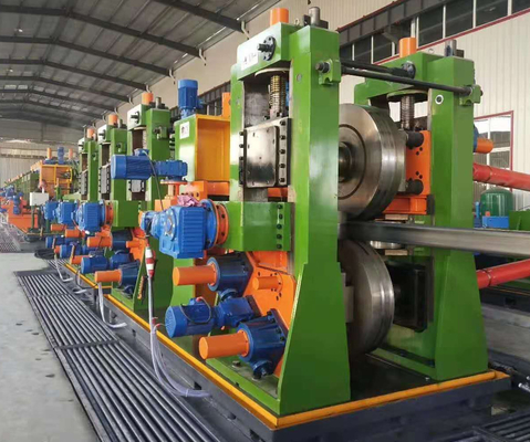 สีเขียว 3-9mm Welded Pipe Mill ความเร็ว 50 M/Min