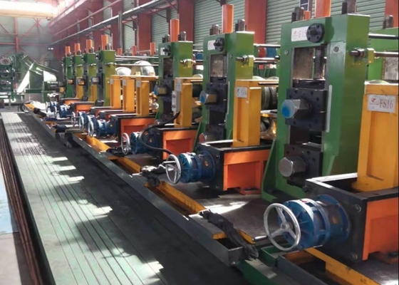 114Mm รวดเร็วเปลี่ยนม้วน ความถี่สูง Tube Mill สายตรงเหล็ก