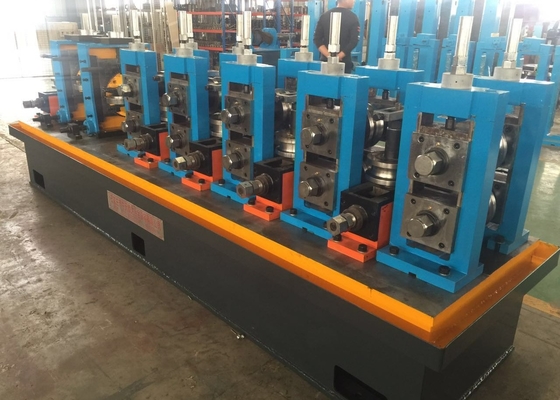 กว้าง 25mm-95mm ก๊าบอนสแตนเลส Tube Mill ความเร็วเครื่องจักร ความเร็วเร็ว 100m / นาที