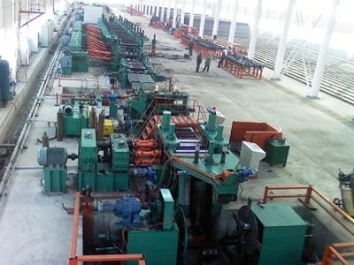 เครื่องทําท่อเหล็กความเร็วสูง เครื่องทําท่อเหล็กแบบกําหนดเอง 3600kw ISO9001