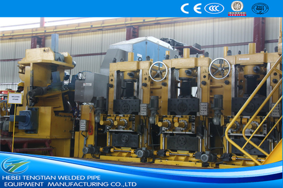 ขนาดใหญ่ สีเหลือง ERW รอบรูปร่าง ความถี่สูง welded ท่อ Mill Max 25m / min ความเร็ว