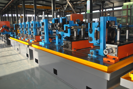 อัตโนมัติ กว้าง 13-50 x 0.6-2 มิลลิเมตรแผ่นเหล็ก Tube Mill เครื่องจักรกลโรงงานเครื่องจักรในการทําท่อสี่เหลี่ยม