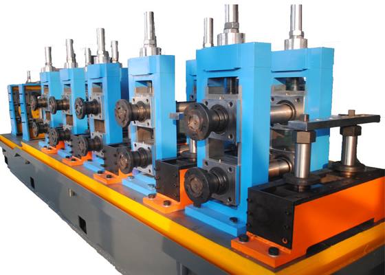 เครื่องทำท่อผลผลิตสูงด้วยความเร็วในการขึ้นรูป 30-60m / นาที Square Tube Mill