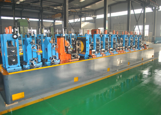 โรงงานผลิตท่อที่มีความแม่นยำประสิทธิภาพสูงเครื่องทำท่อ ERW ควบคุม PLC อัตโนมัติ