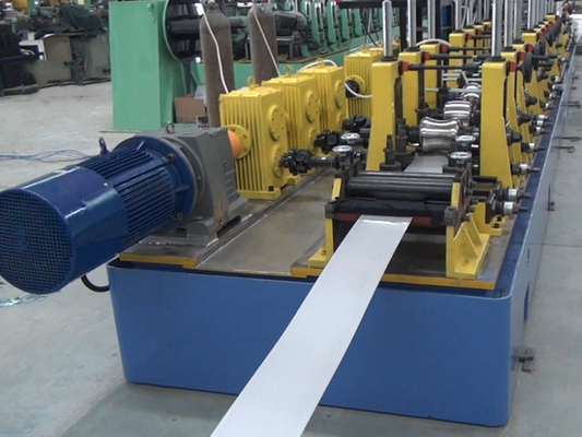 สายการผลิตท่อเหล็ก Tube Making Machine Tube Mill เครื่อง