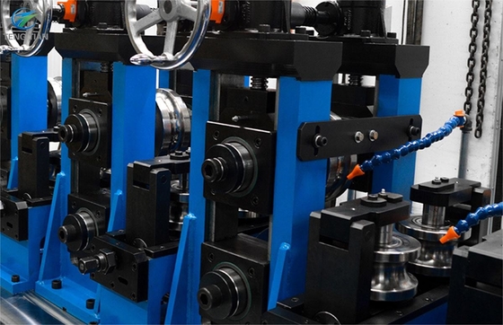 HG60 ความแม่นยำสูง 30-100 ม./นาที Moulding Speed ​​Square Tube Mill