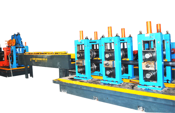 เครื่องปั้นท่อที่ควบคุมโดย PLC 600kw พร้อมม้วนเคลือบโครม