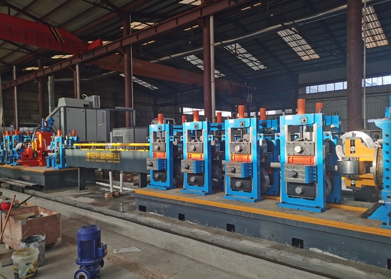 ความเร็วสูงในร่ม 3-8 มม. 600KW 380v / 440v สายการผลิตท่อเหล็กแรงดัน