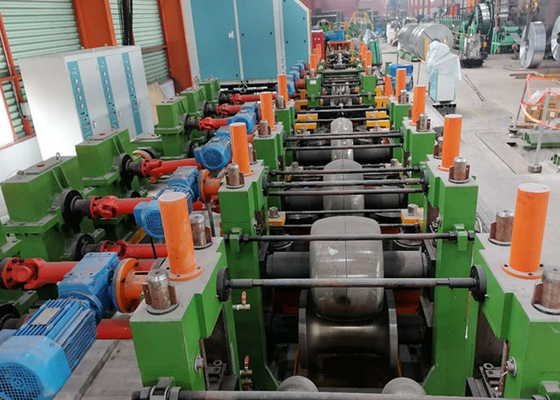 ขนาดใหญ่ 100mm-254mm เส้นผ่านศูนย์กลาง CRC Erw Tube Mill Machine ความหนา 4.0-12.7mm
