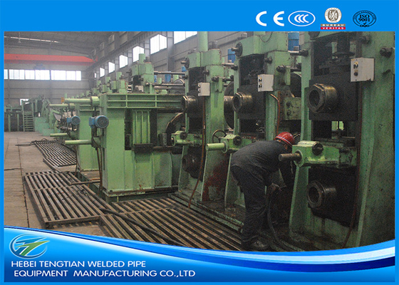 เหล็กกล้าคาร์บอนสี่เหลี่ยมจัตุรัส Tube Mill ขนาดที่ปรับได้การเชื่อมด้วยความถี่สูง