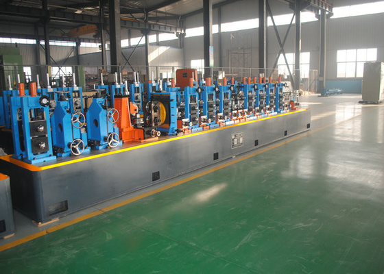 ERW Carbon Steel ท่อจ่ายน้ำท่อความหนาท่อ 4.0 - 10.0 มม