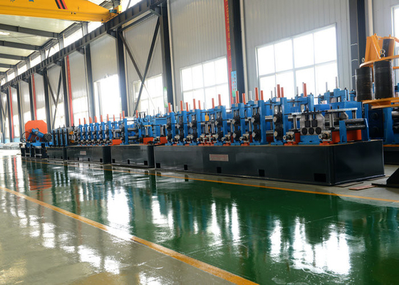 ท่อกลม Erw Steel Tube Mill Machine / Tube Making Machine ประสิทธิภาพที่ดี